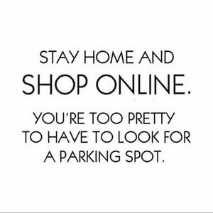 Come shop my closet 🤗